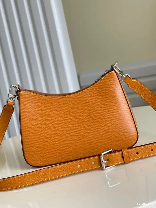 First bags ru LOUIS VUITTON MARELLE 0501